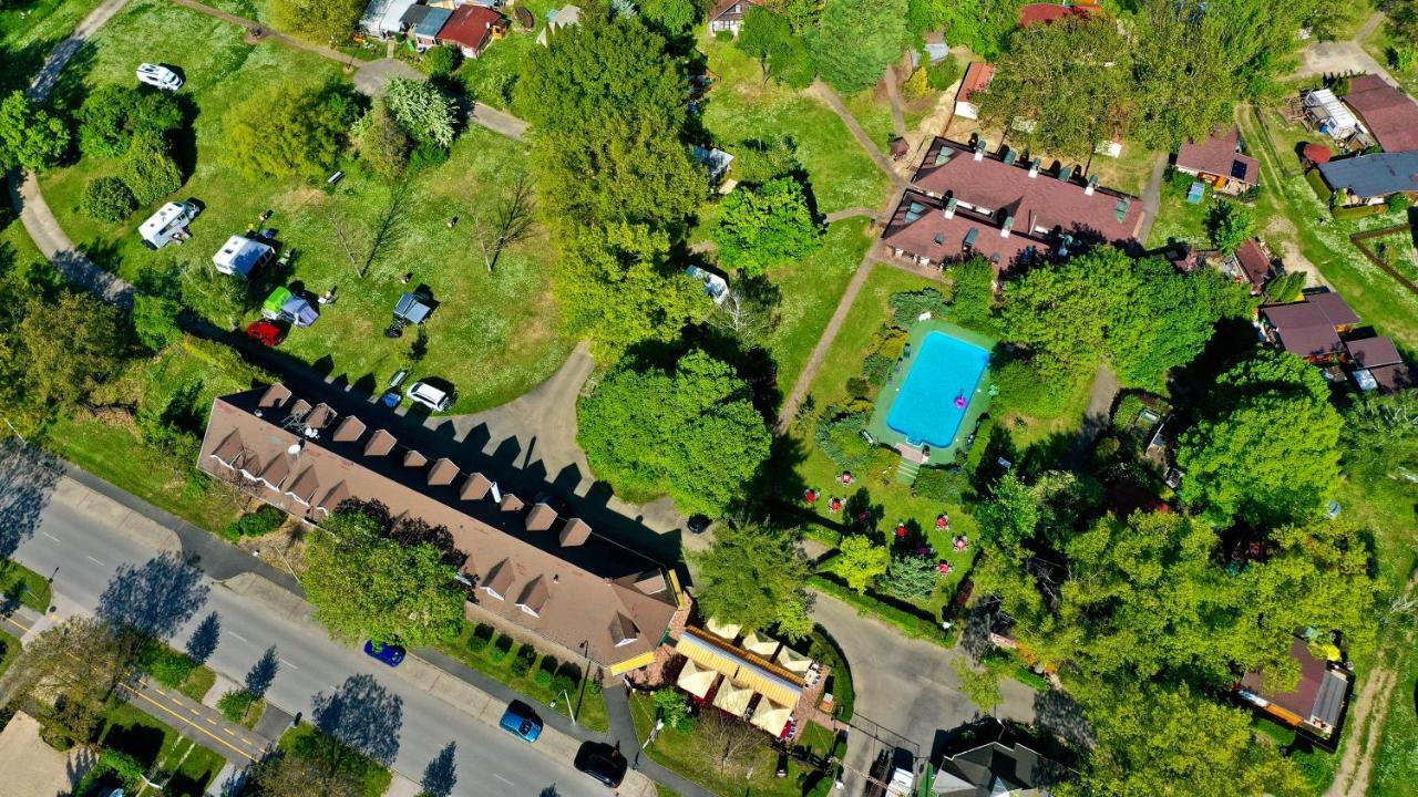 Romantik Camping Es Panzio Бюк Экстерьер фото