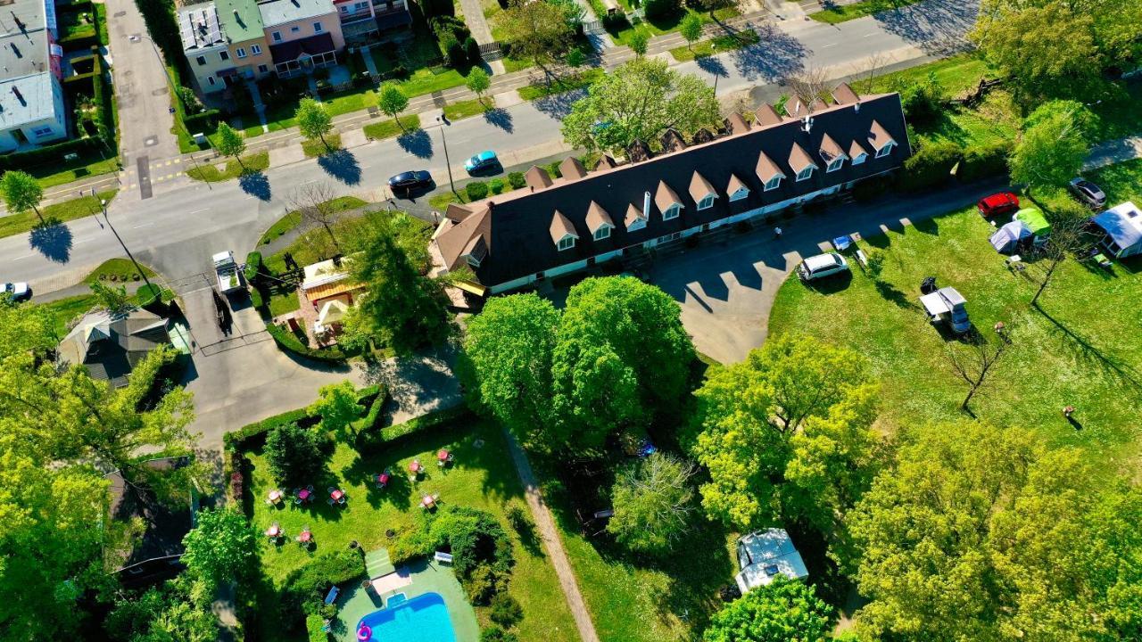 Romantik Camping Es Panzio Бюк Экстерьер фото