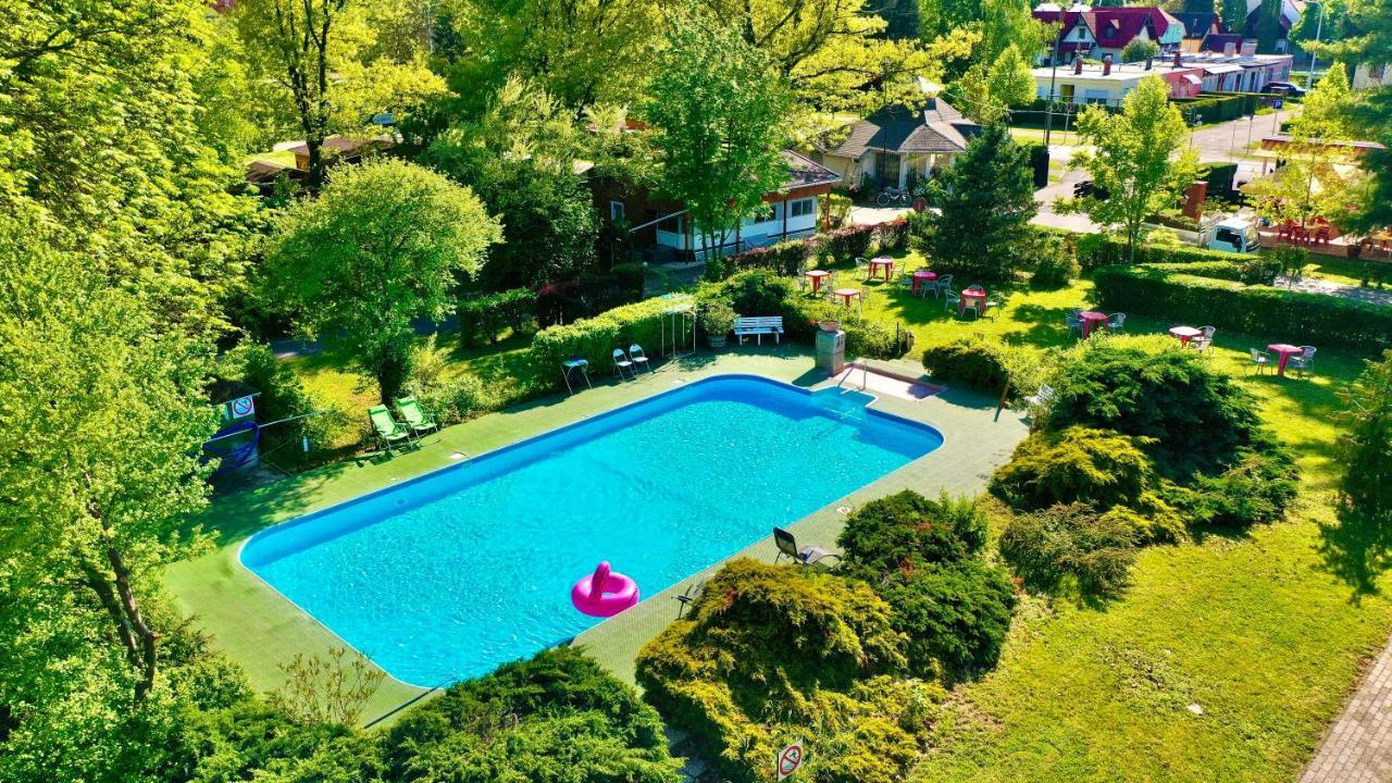 Romantik Camping Es Panzio Бюк Экстерьер фото