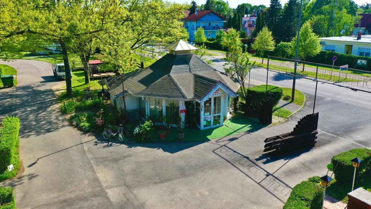 Romantik Camping Es Panzio Бюк Экстерьер фото